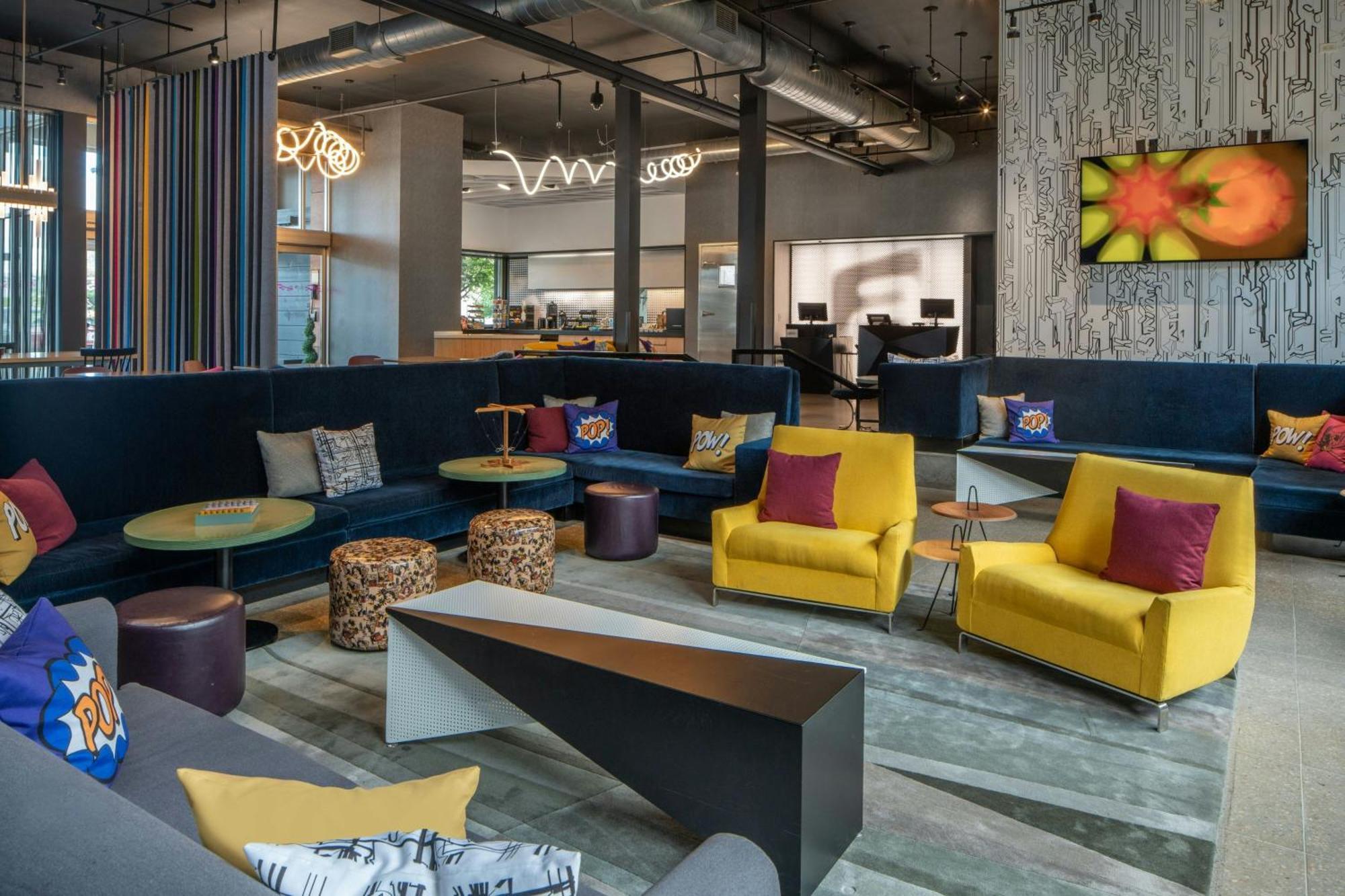 Aloft Bay 4*