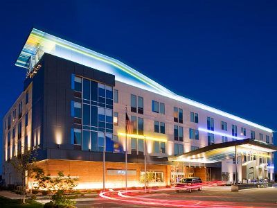 Aloft Bay Hotel 4*